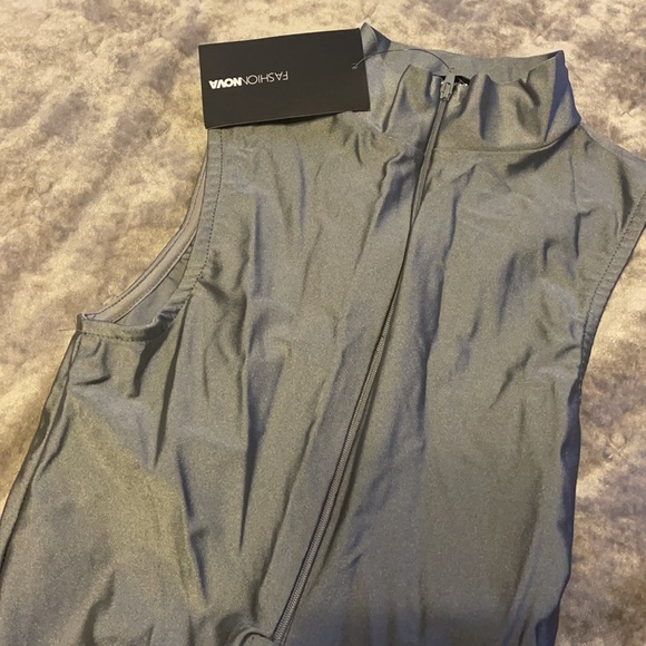 Romper - Picture 3 of 3